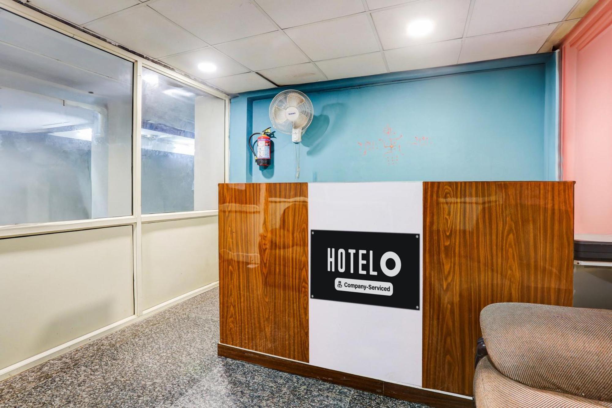 Super Hotel O Rohini Sector 20 Formerly Yellow Saffron Delhi  Exterior photo